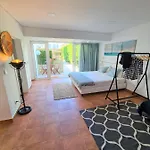 Apartamento Beautiful Boutique House Near The *