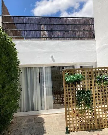 Appartement Beautiful Boutique House Near The