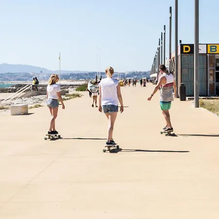Beautiful Boutique House Near The Appartement Costa de Caparica