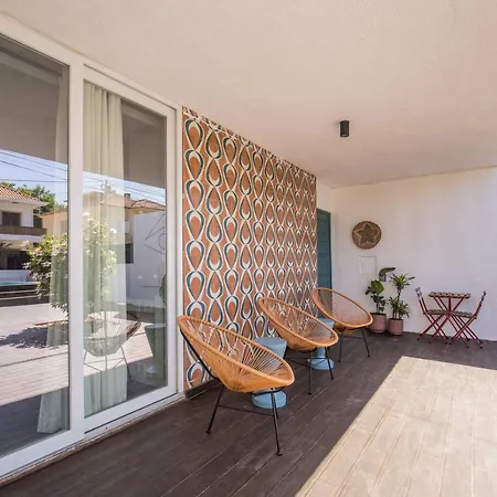 Beautiful Boutique House Near The Costa de Caparica