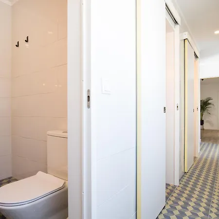 Beautiful Boutique House Near The * Costa de Caparica