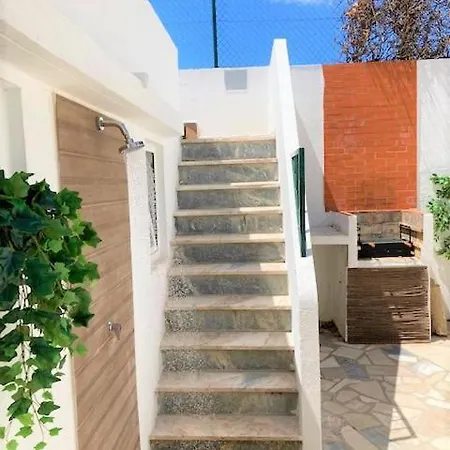 Beautiful Boutique House Near The