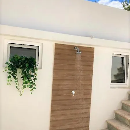 Beautiful Boutique House Near The 公寓 *