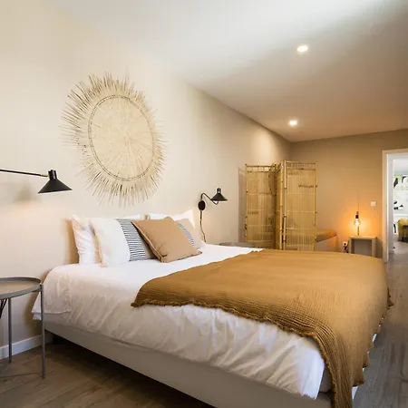 Beautiful Boutique House Near The *