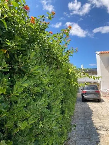 Beautiful Boutique House Near The * Кошта-да-Капарика